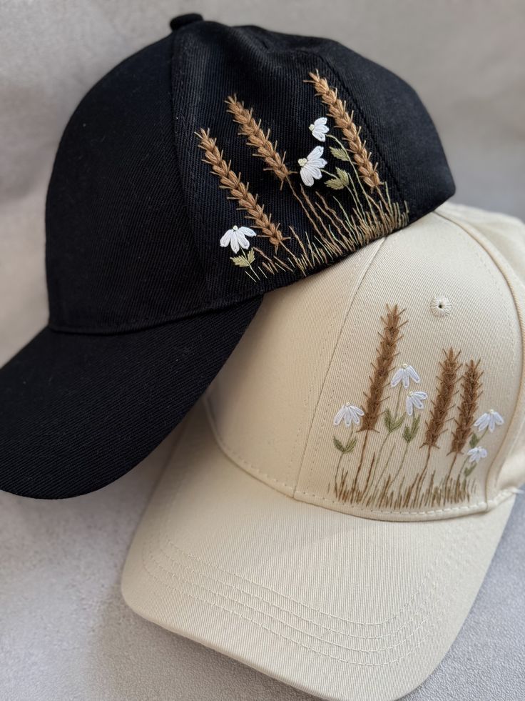 Caps