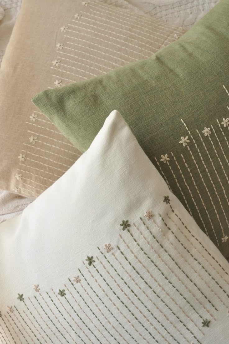 Hand Embroidery Rectangle Cushion Cover (Set of 2)