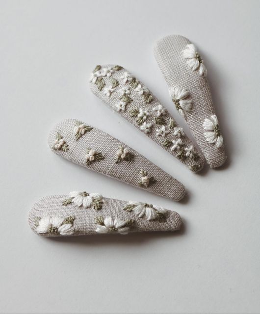 Hand Embroidery Hair Clips (Set of 2)
